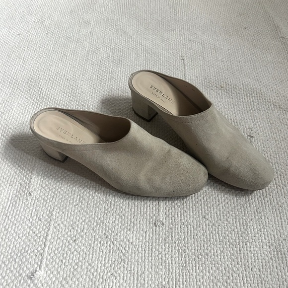 Creamy grey suede mules from Everlane (7.5) - Picture 1 of 8